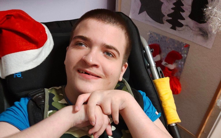 Zbiórka Pomóżmy Tomkowi, by mniej bolało - zdjęcie główne