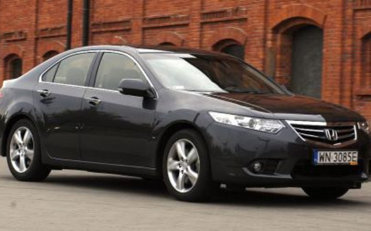 Zbiórka HONDA Accord VIII Type S - zdjęcie główne