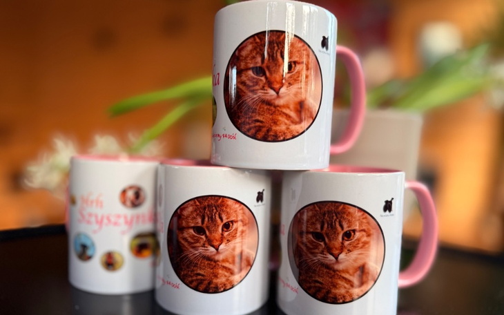 Kubki z wizerunkiem kota, idealne dla miłośników zwierząt.
