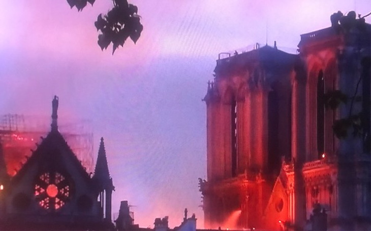 Zbiórka Odbudowa KATEDRY NOTRE DAME. - zdjęcie główne