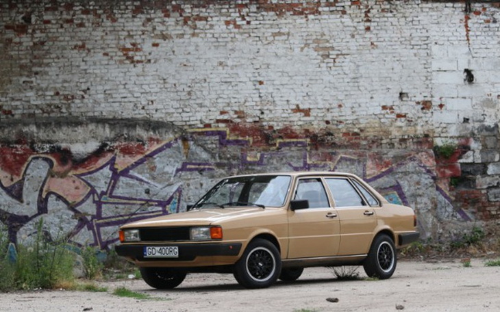 Zbiórka Zawieszenie pneumatyczne Audi 80 - zdjęcie główne