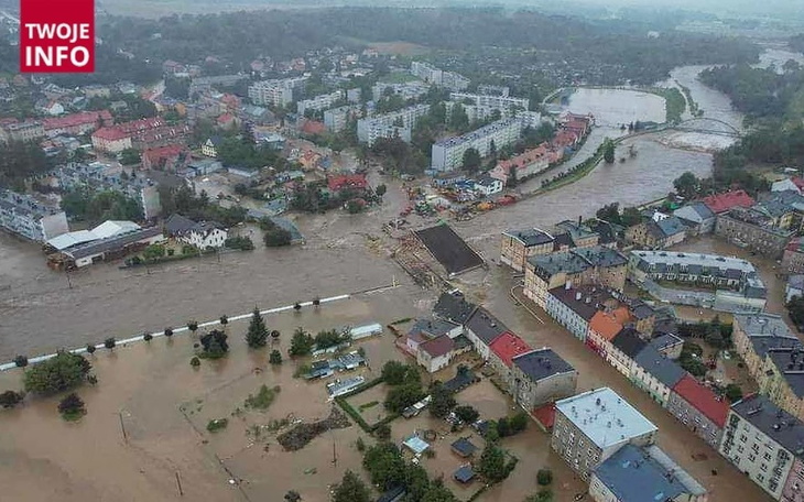 Zbiórka Pomoc po powodzi Głuchołazy - zdjęcie główne