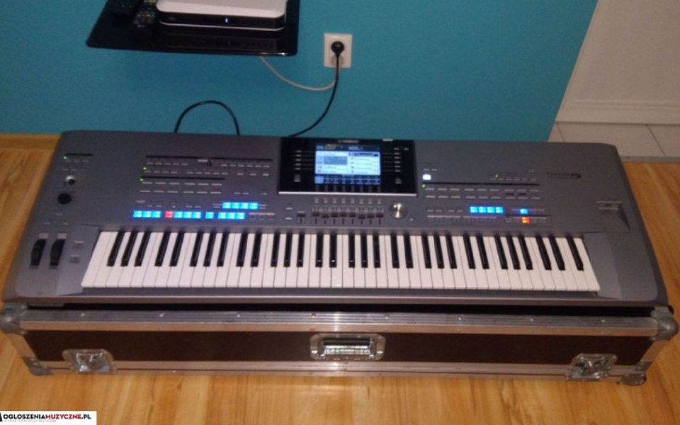 
        Zbiórka keybord yamaha tyros 5 - zdjęcie główne
    