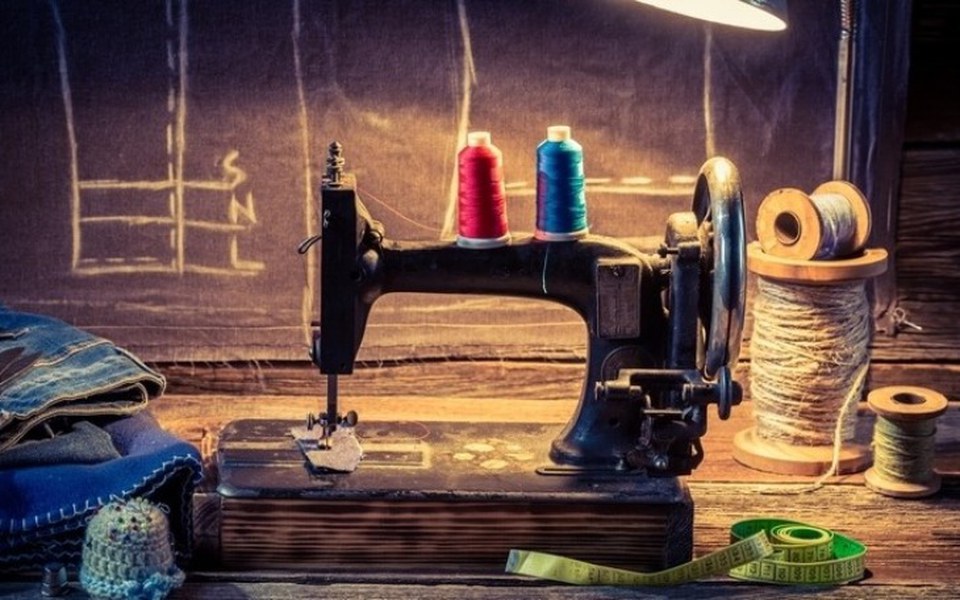 
        Zbiórka Na otwarcie atelier krawieckiego - zdjęcie główne
    