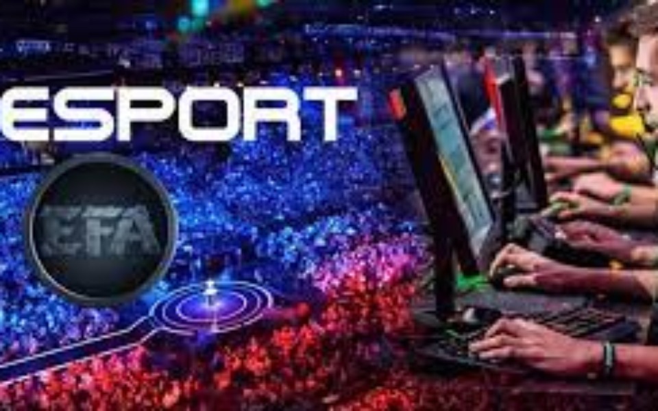 
        Zbiórka sprzęt do rozwoju e sportowca - zdjęcie główne
    