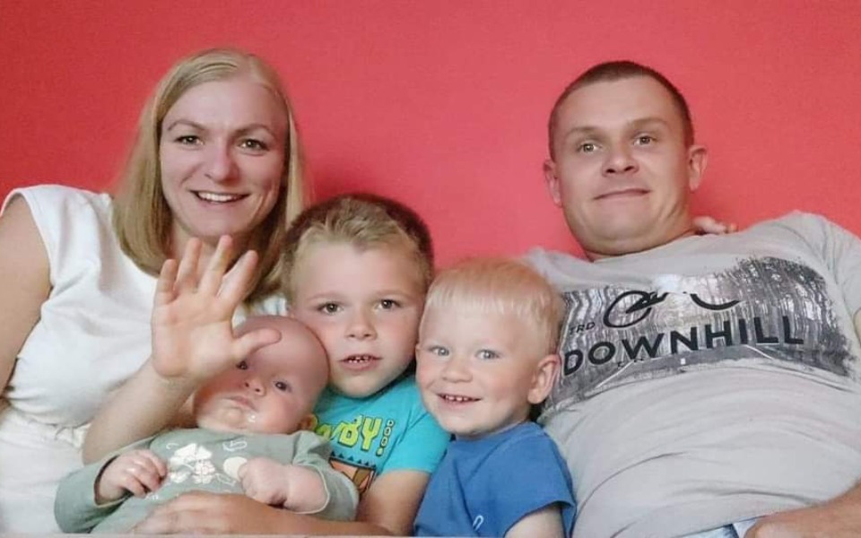 
        Zbiórka Potrzebne auto rodzinie - zdjęcie główne
    