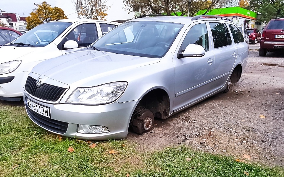 
        Zbiórka Zakup skradzionych kół i naprawa - zdjęcie główne
    