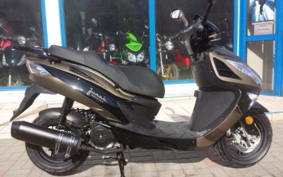 
        Zbiórka Na skuter dla pani listonosz ;) - zdjęcie główne
    