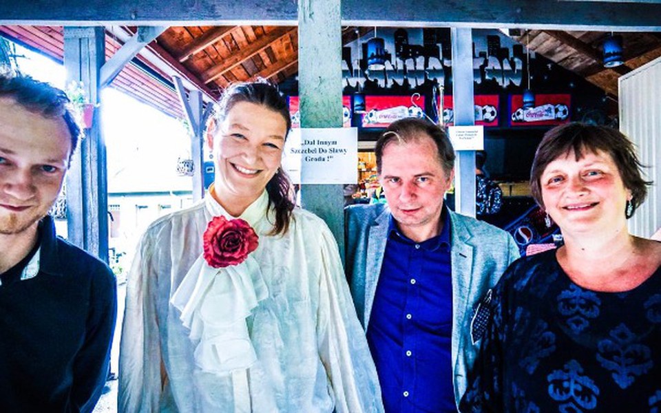 
        Zbiórka Ratujmy ginącą kulturę,teatr - zdjęcie główne
    