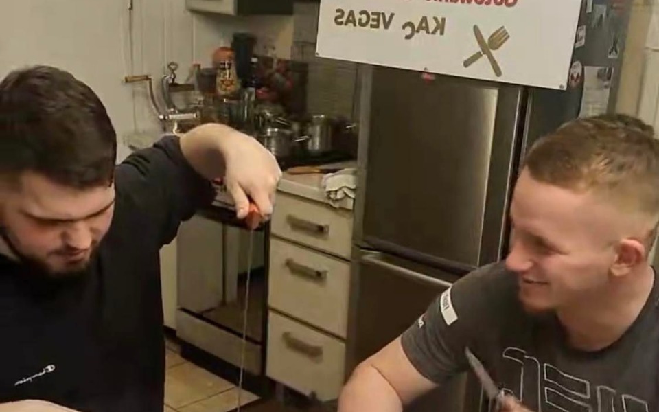 
        Zbiórka Na piekarnik i rozwój kanału - zdjęcie główne
    