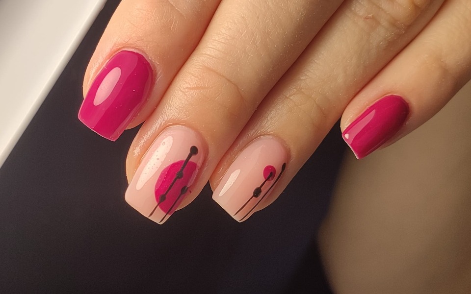 
        Zbiórka Własny salonik manicure - zdjęcie główne
    