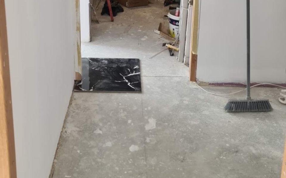 
        Zbiórka Pomóż uzbierać na remont domu - zdjęcie główne
    