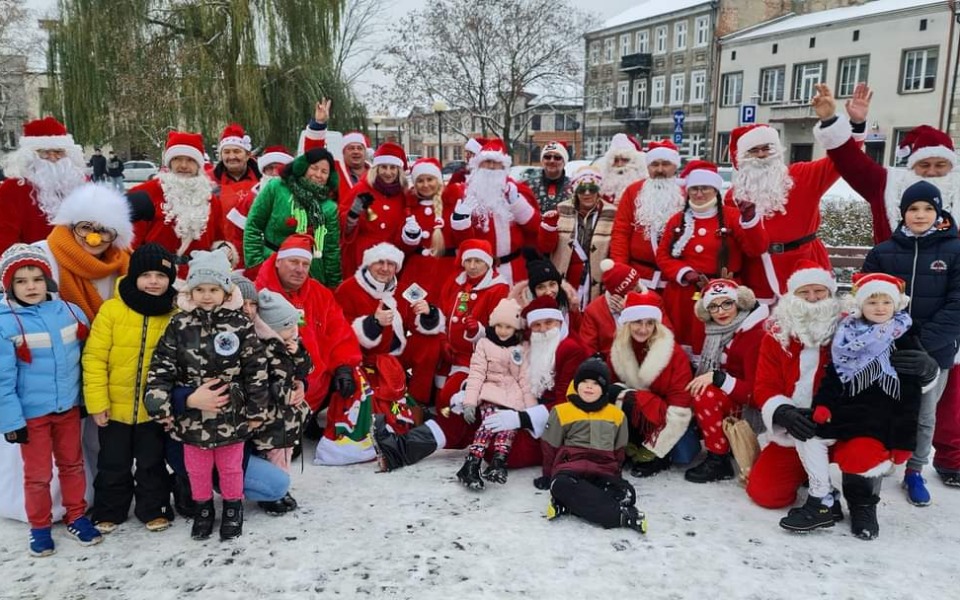 
        Zbiórka Zbieramy na cukierasy dla dzieci - zdjęcie główne
    