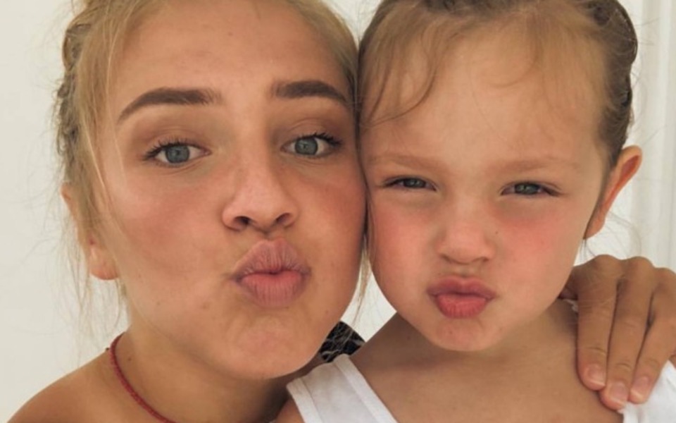 
        Zbiórka Została bez środków do życia - zdjęcie główne
    