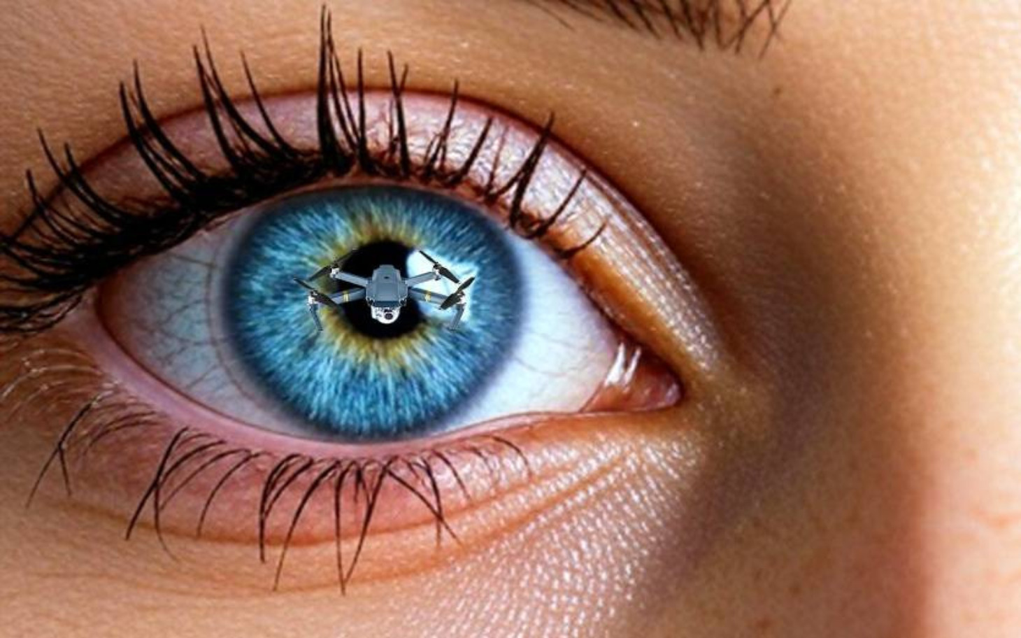 
        Zbliżenie na oko z wizją statku kosmicznego w tęczówce.
    