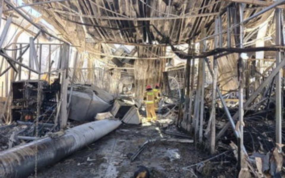 
        Zbiórka Pomóż odbudować sklep po pożarze - zdjęcie główne
    