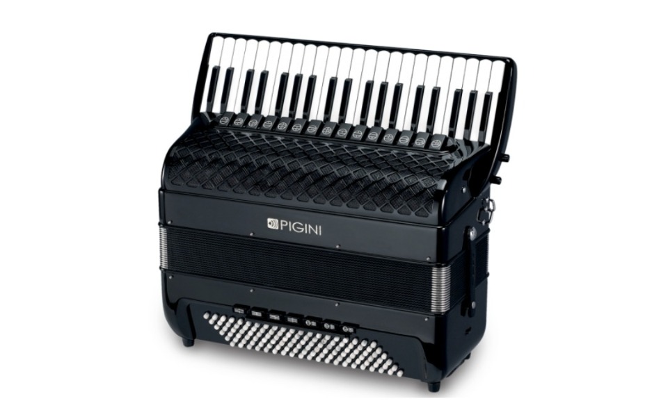 
        Akordeon Pigini, instrument muzyczny z klawiszami.
    