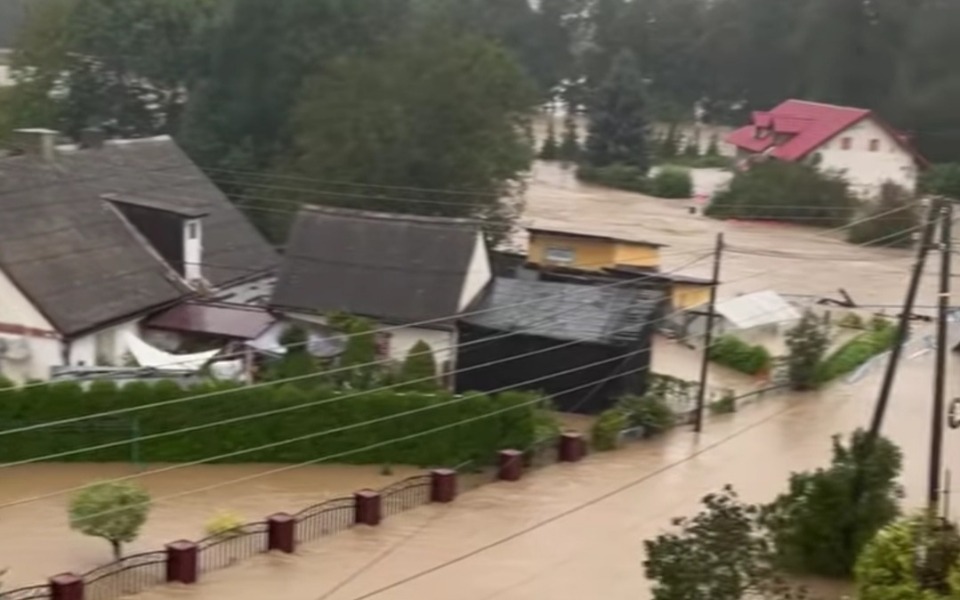 
        Zbiórka Na dom po zalaniu Morów - zdjęcie główne
    