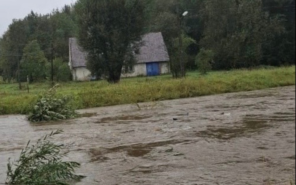 
        Zbiórka Odbudowa domu - po powodzi - zdjęcie główne
    