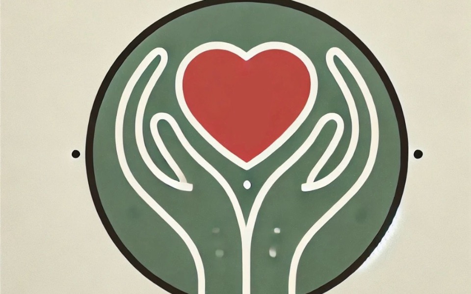 
        Logo przedstawiające ręce trzymające serce na tle zieleni.
    