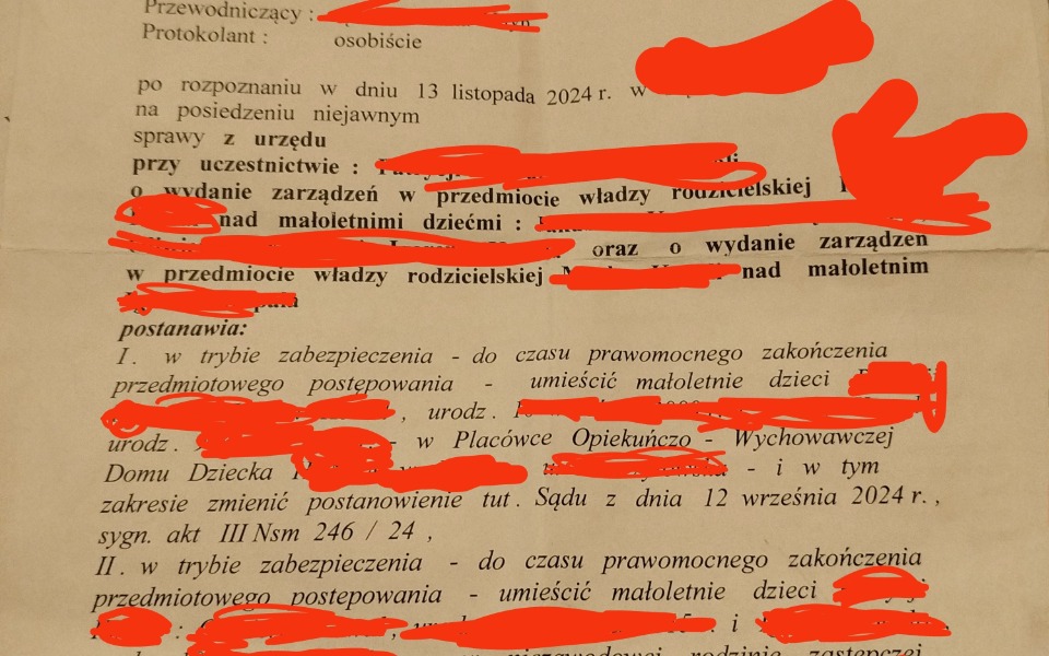 
        Dokument dotyczący postanowień sądowych w sprawie dzieci.
    