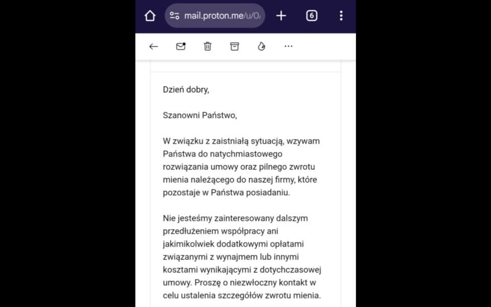 
        E-mail z formalnym pismem dotyczącym rozwiązania umowy.
    