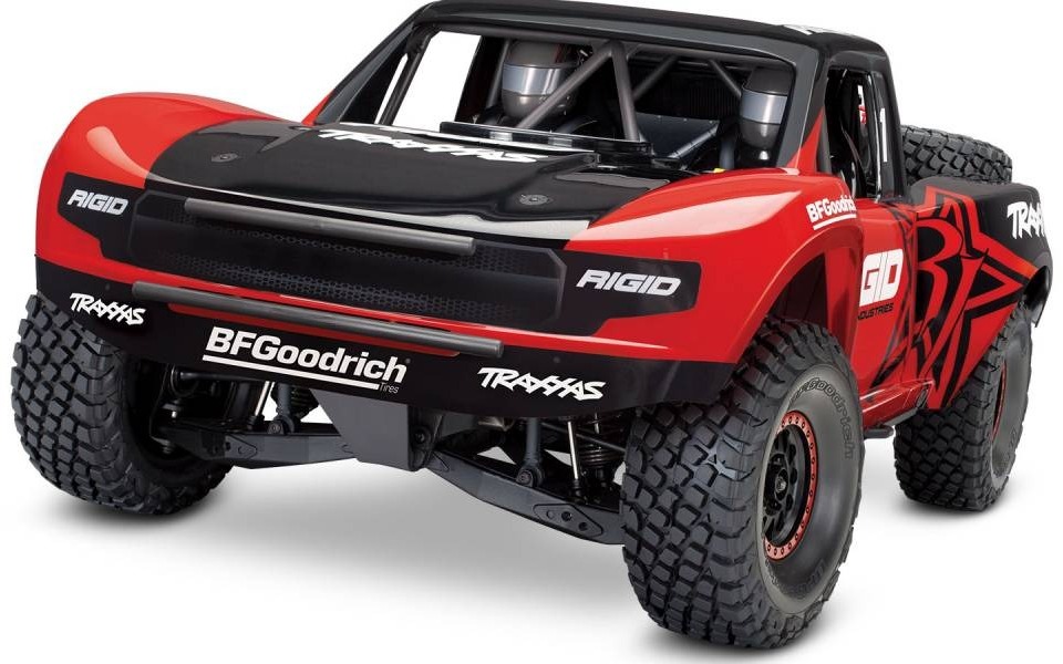 
        Zdalnie sterowany samochód terenowy, gotowy do jazdy w trudnym terenie.
    