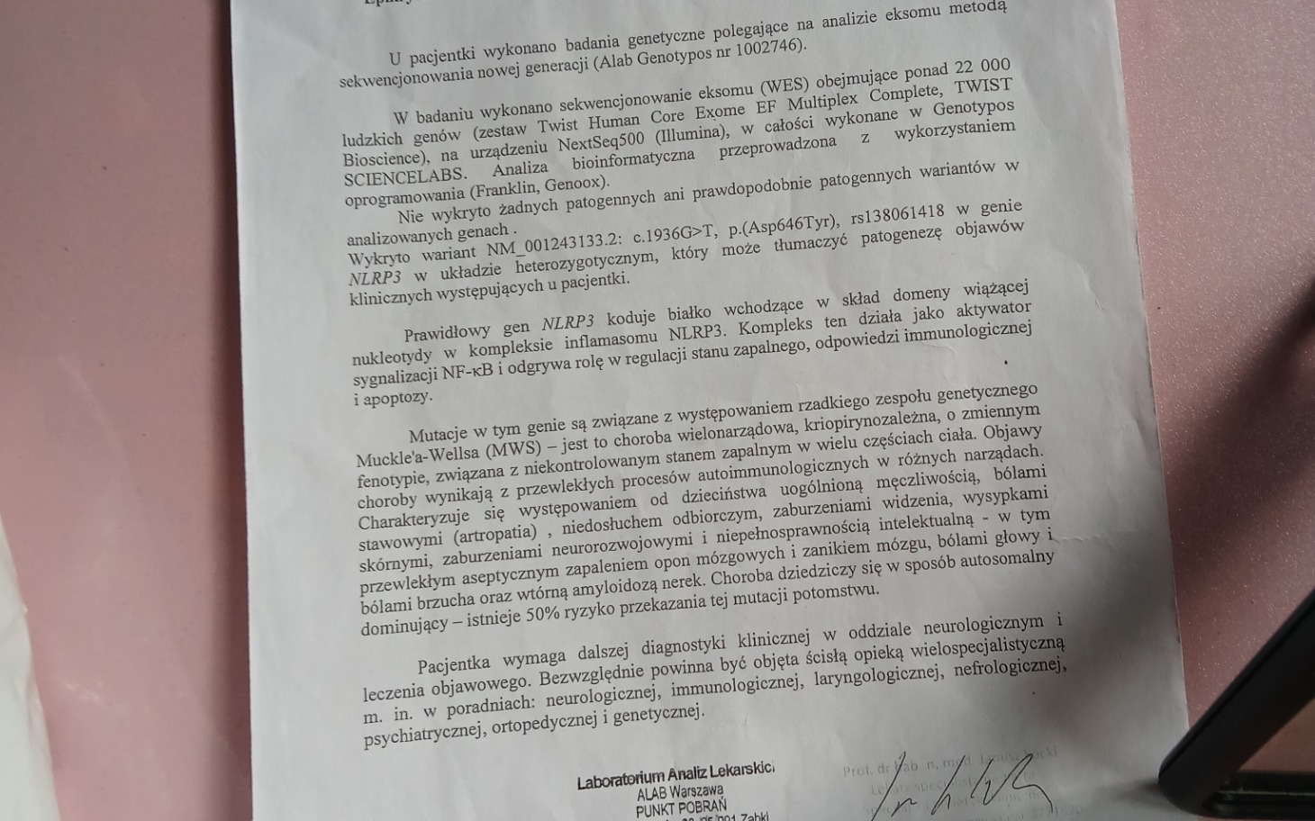 
        Dokument dotyczący analizy genetycznej i badań naukowych.
    