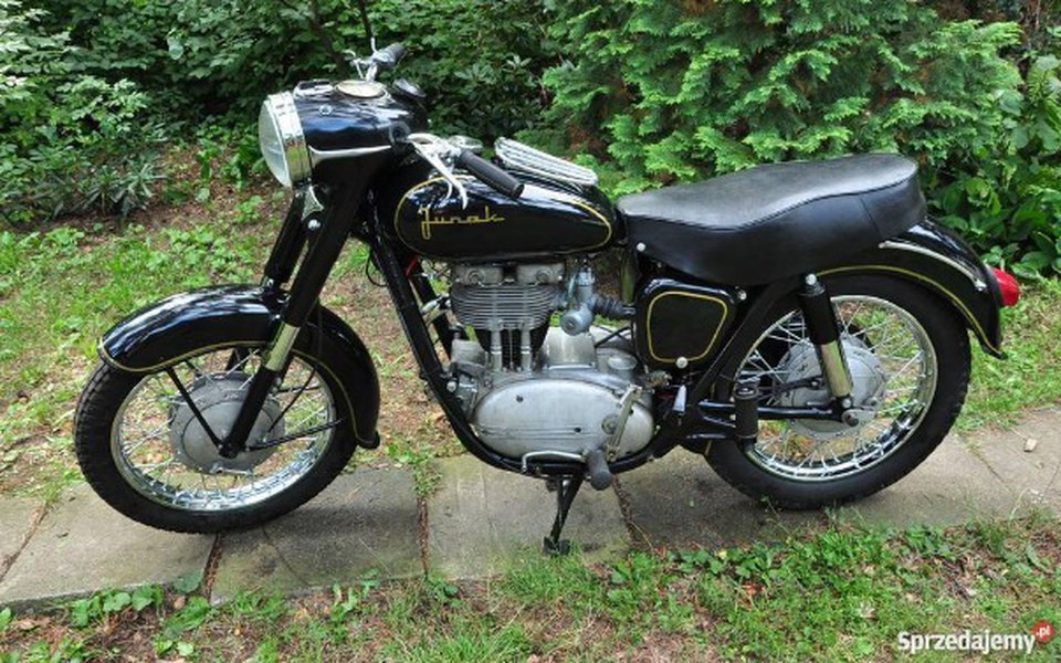 
        Zbiórka Na remont motocykla od dziadka - zdjęcie główne
    