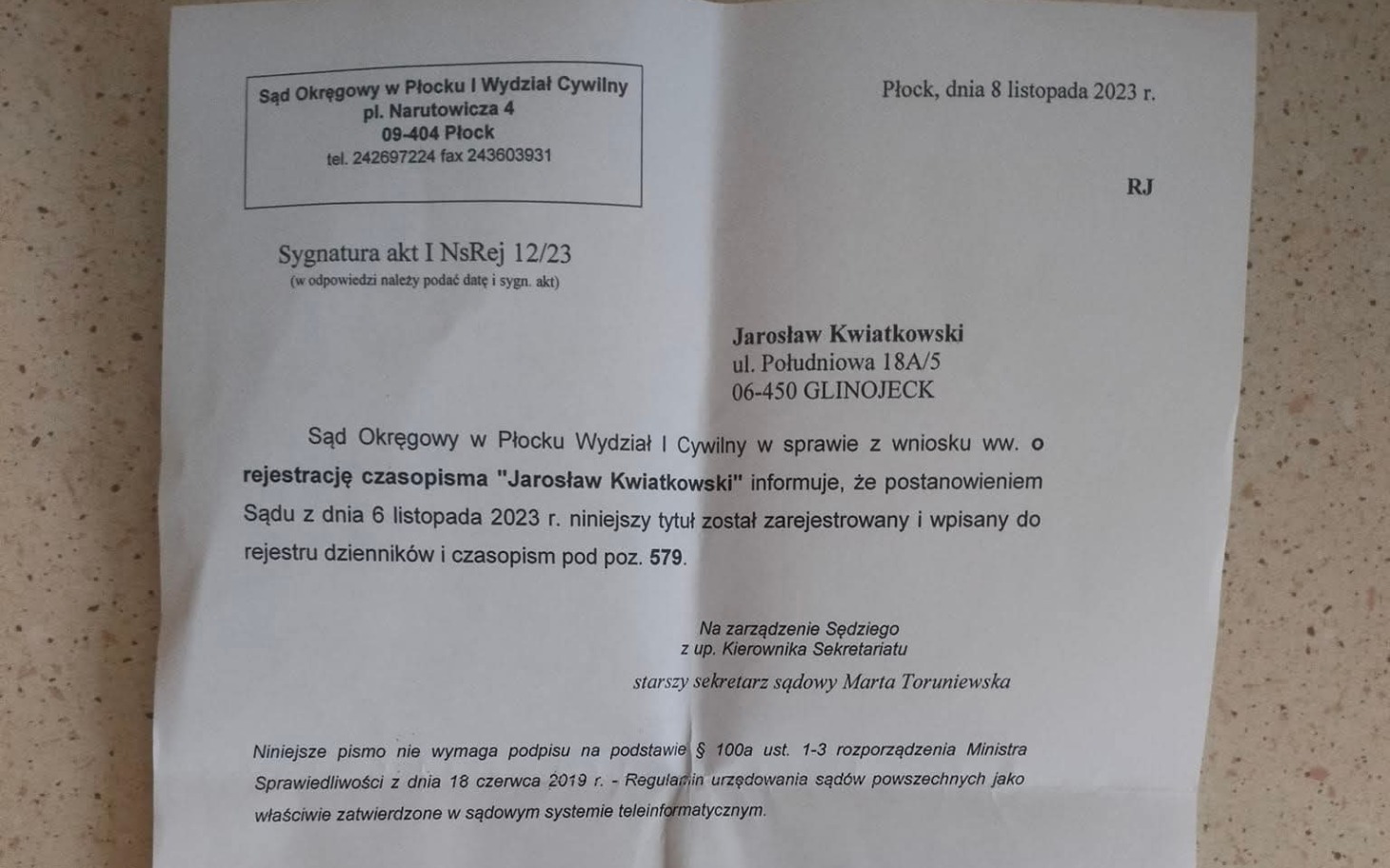 
        Dokument sądowy dotyczący rejestracji.
    