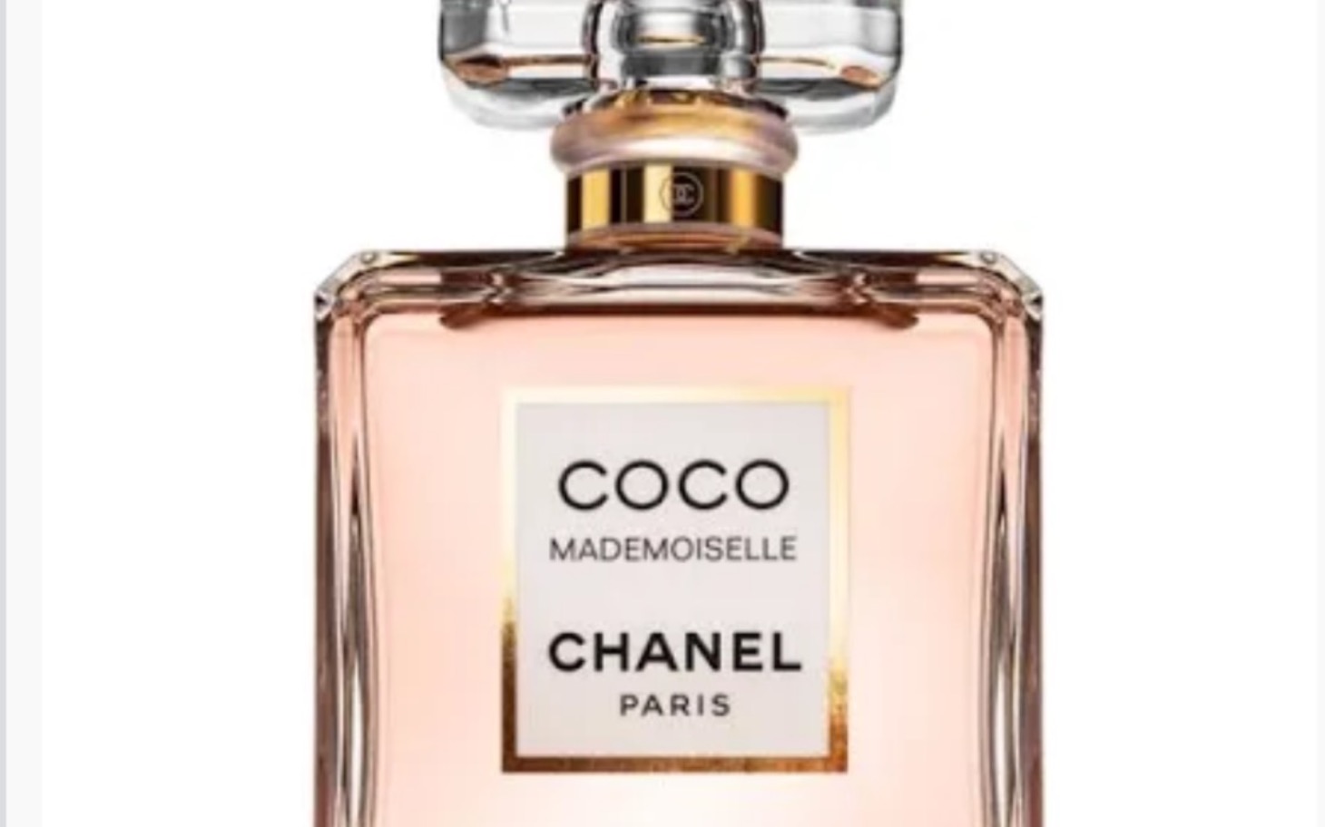 
        Butelka perfum Chanel Coco Mademoiselle na białym tle.
    
