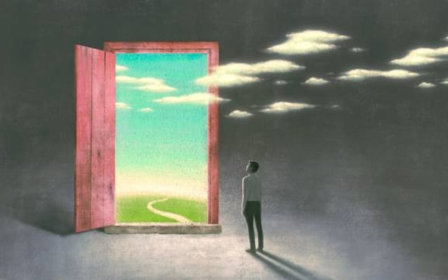 
        Osoba patrząca na otwarte drzwi prowadzące do pięknego krajobrazu.
    