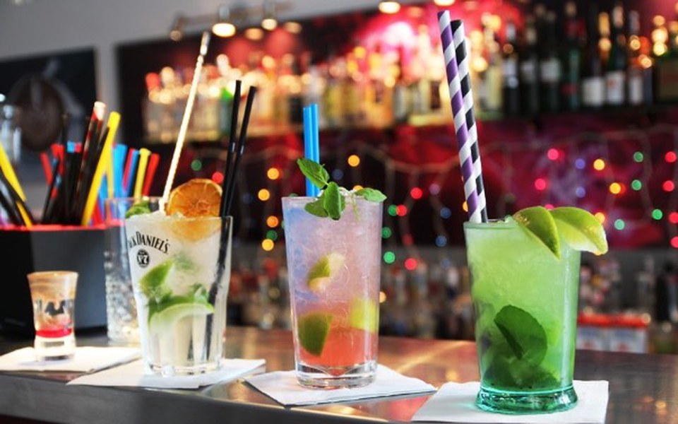 
        Zbiórka Marzenie kursu barmańskiego - zdjęcie główne
    