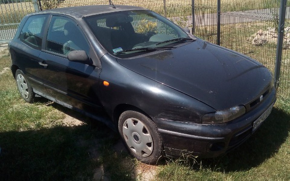 
        Zbiórka Na poprawki w starym Fiacie - zdjęcie główne
    