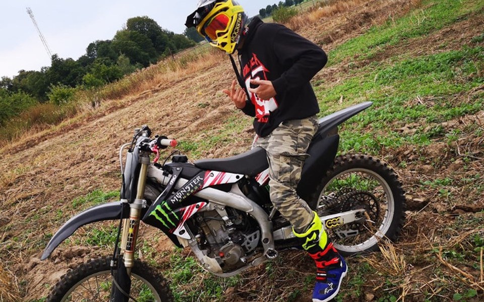 
        Zbiórka Naprawa hondy crf - zdjęcie główne
    