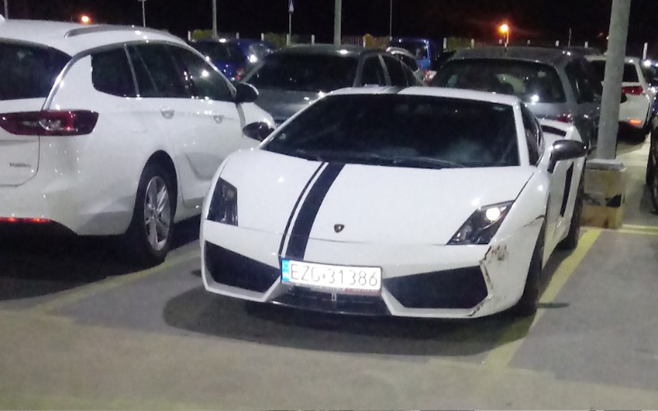 
        Zbiórka Samochod bmw - zdjęcie główne
    