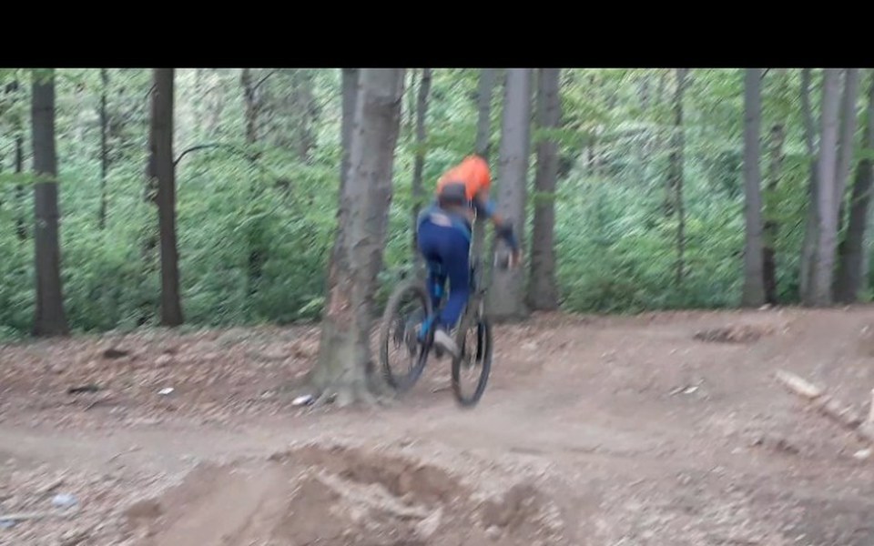 
        Zbiórka Łopaty do budowy ramp w zabawie - zdjęcie główne
    